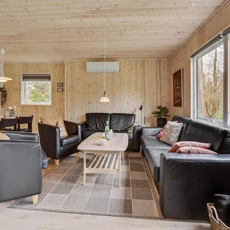 Annamaria - 30km From The Sea By Interhome Nyaraló *